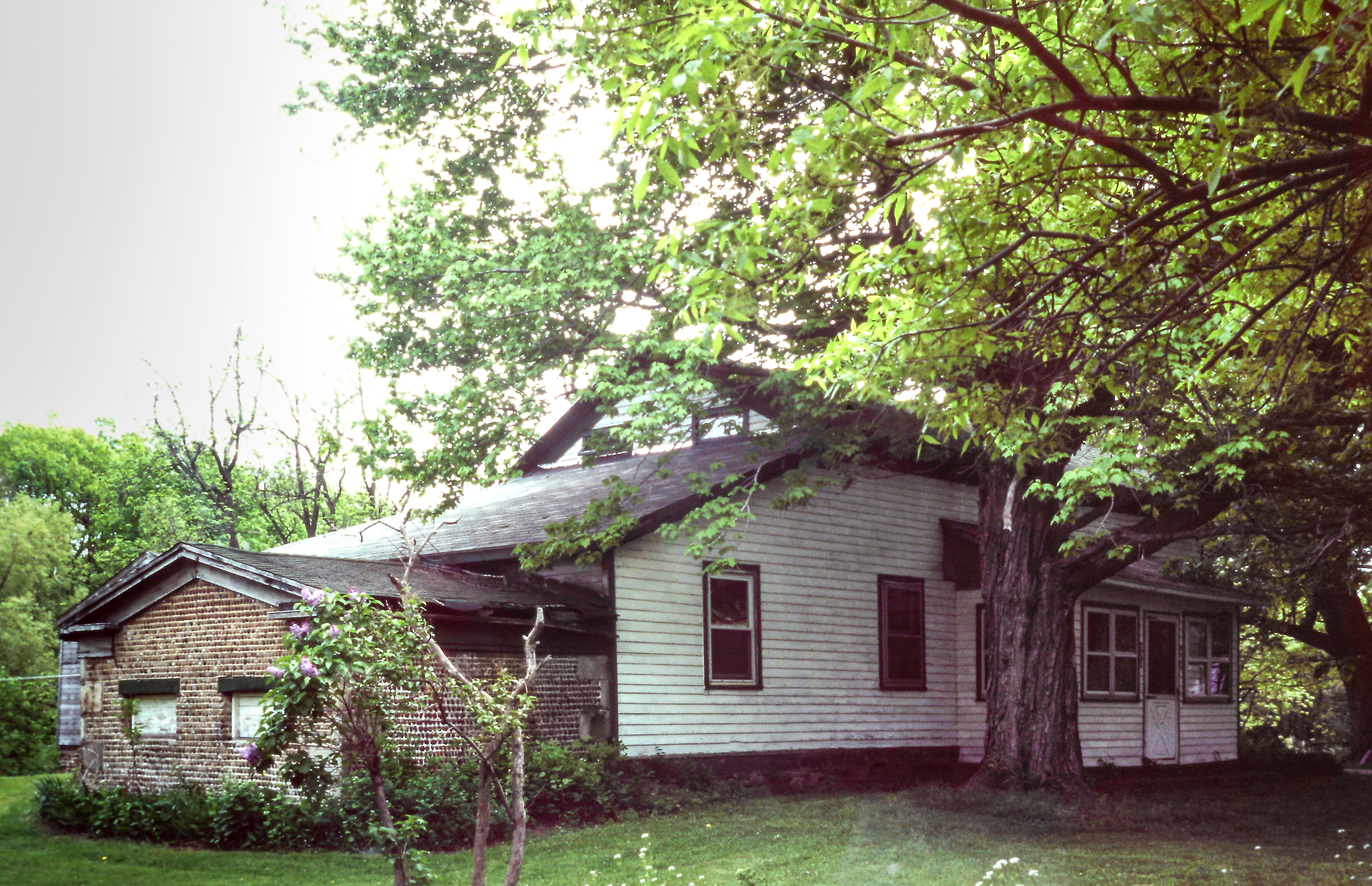 Long Pond Rd 928-930, 1994, 1B